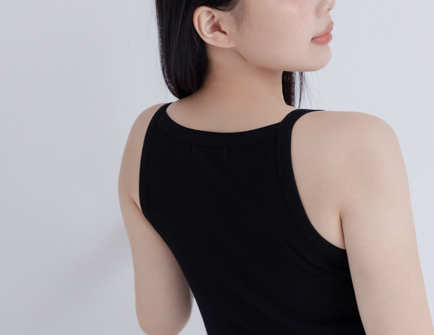 U-Neck Ribbed Shoulder Cut Plus Size BRATOP (with Padding)