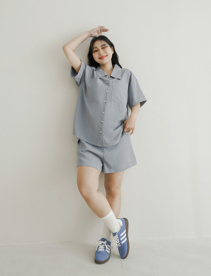 Color-Block Stitched Large Pocket Plus Size Short Sleeve Shirt
