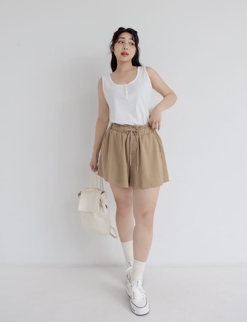 Basic U-Neck Ribbed Button Plus Size Tank Top