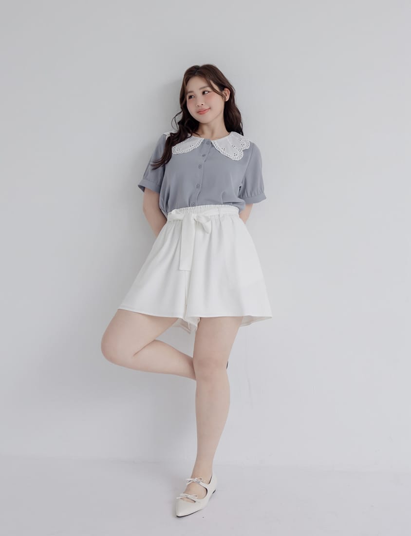 Sweet Lace Collar Puff Sleeve Plus Size Blouse