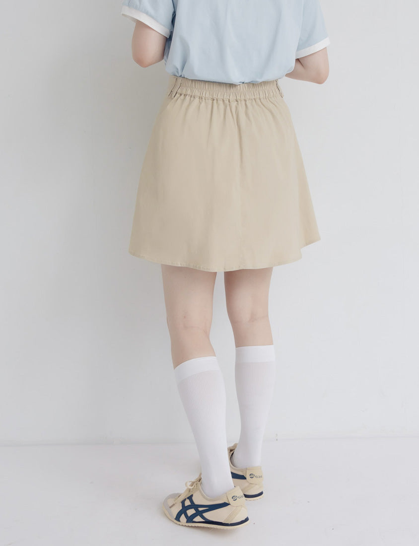 Skin-friendly Silky Pleated Back Elastic Plus Size Mini Skirt (With Pants)