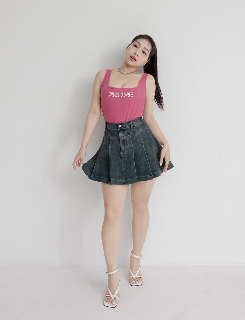 MUA! LAS VEGAS Ribbed Plus Size Tank Top