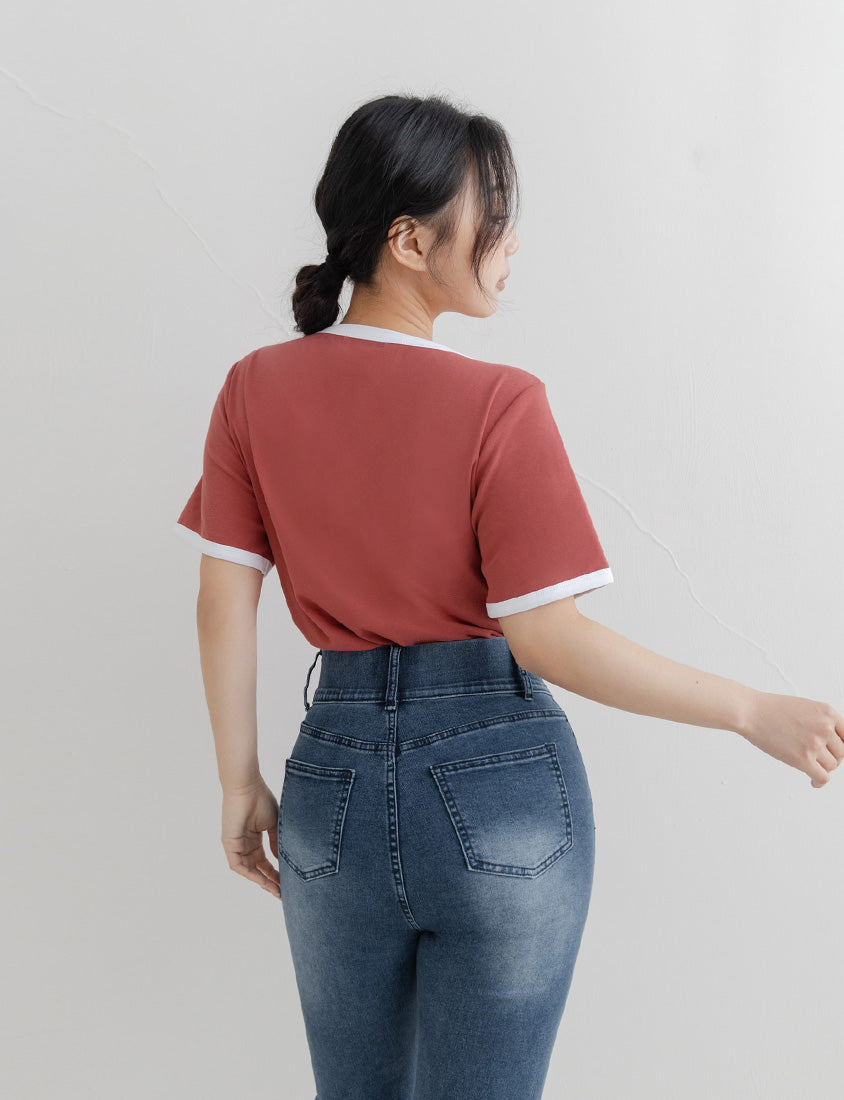 CREAMY Embroidered Color-Block Plus Size Tee