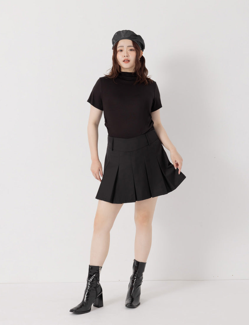 MUA! V-Waist Pleated Plus Size Tailored Skort