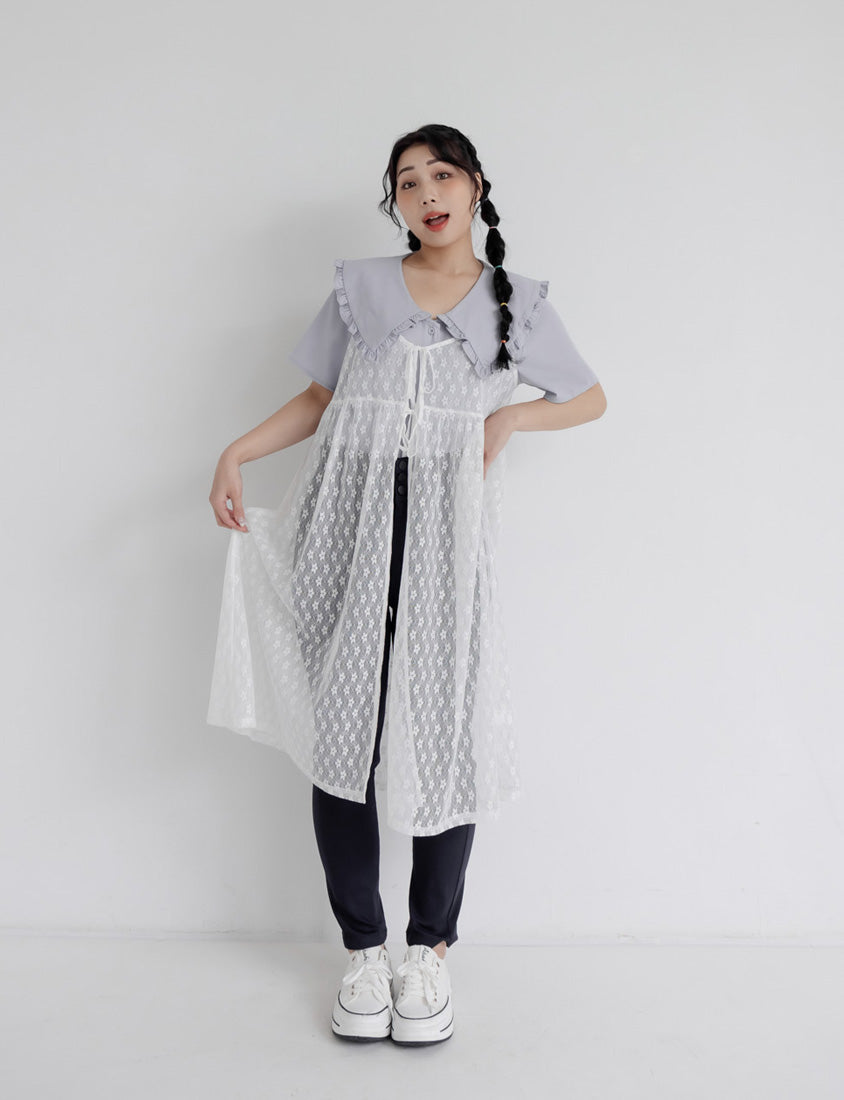 Playful Large Ruffle Collar Plus Size Short Sleeve Top