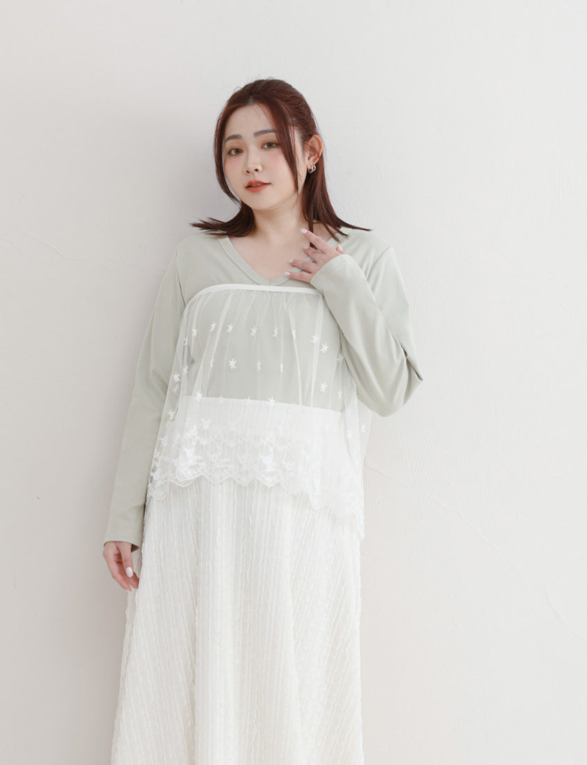 V-Neck Slim Fit Plus Size Long Sleeve Tee