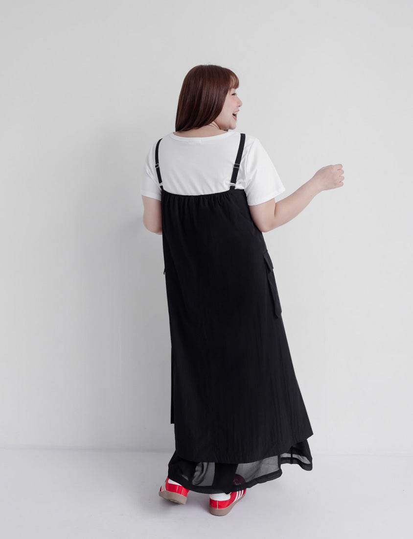 Multi-Layered Cargo Adjustable Strap Plus Size Maxi Dress