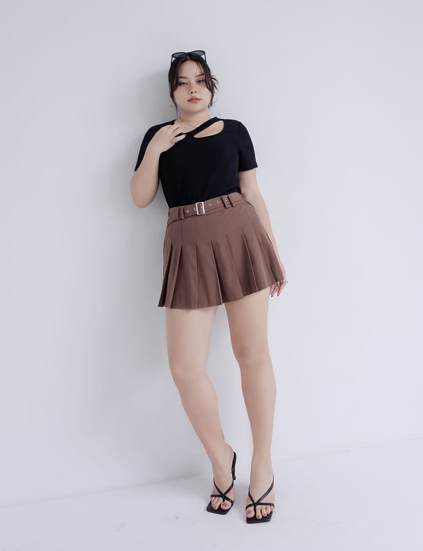 MUA! Sexy Ribbed Hollow Plus Size Short Sleeve Tee