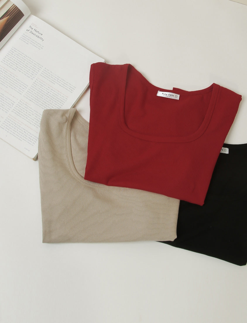 MUA! Ribbed Square Neck Side-Ruched Plus Size Top