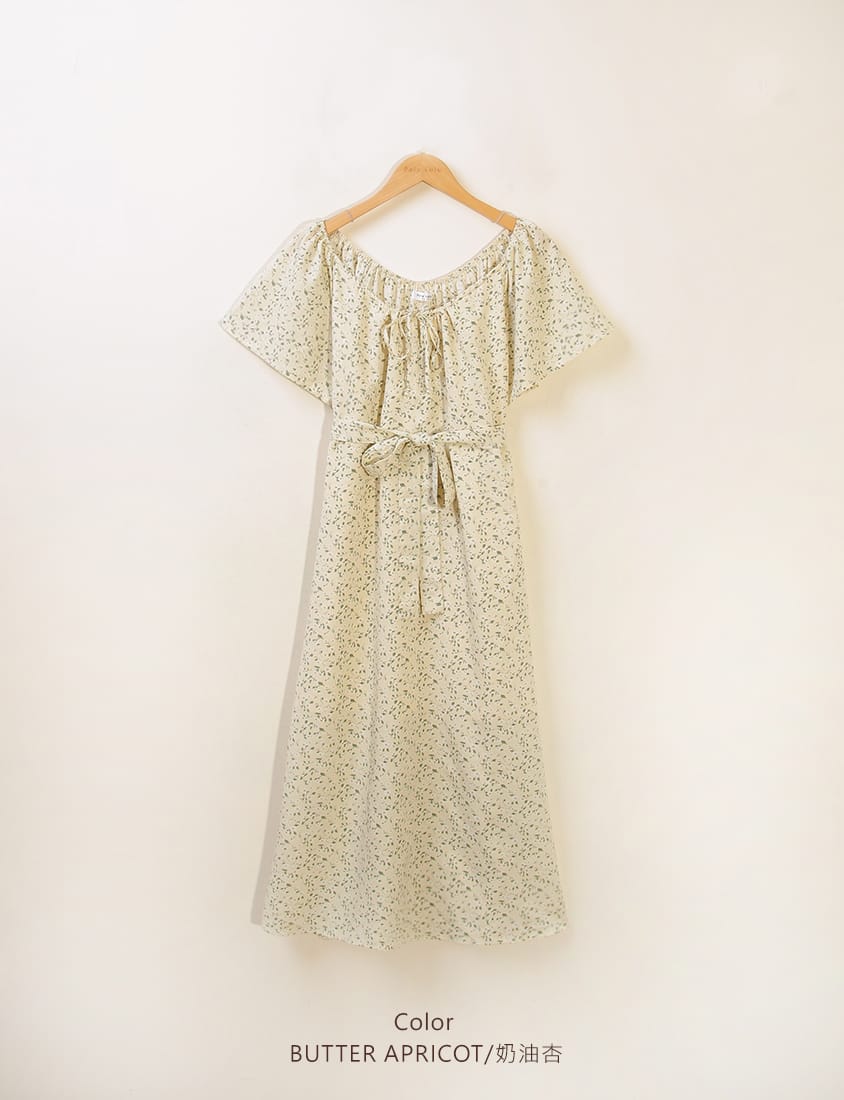 2-Way Off-Shoulder Floral Plus Size Maxi Dress (with Belt)