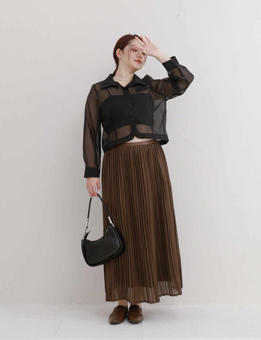 MISS. Faux Pockets Sheer Plus Size Cropped Shirt