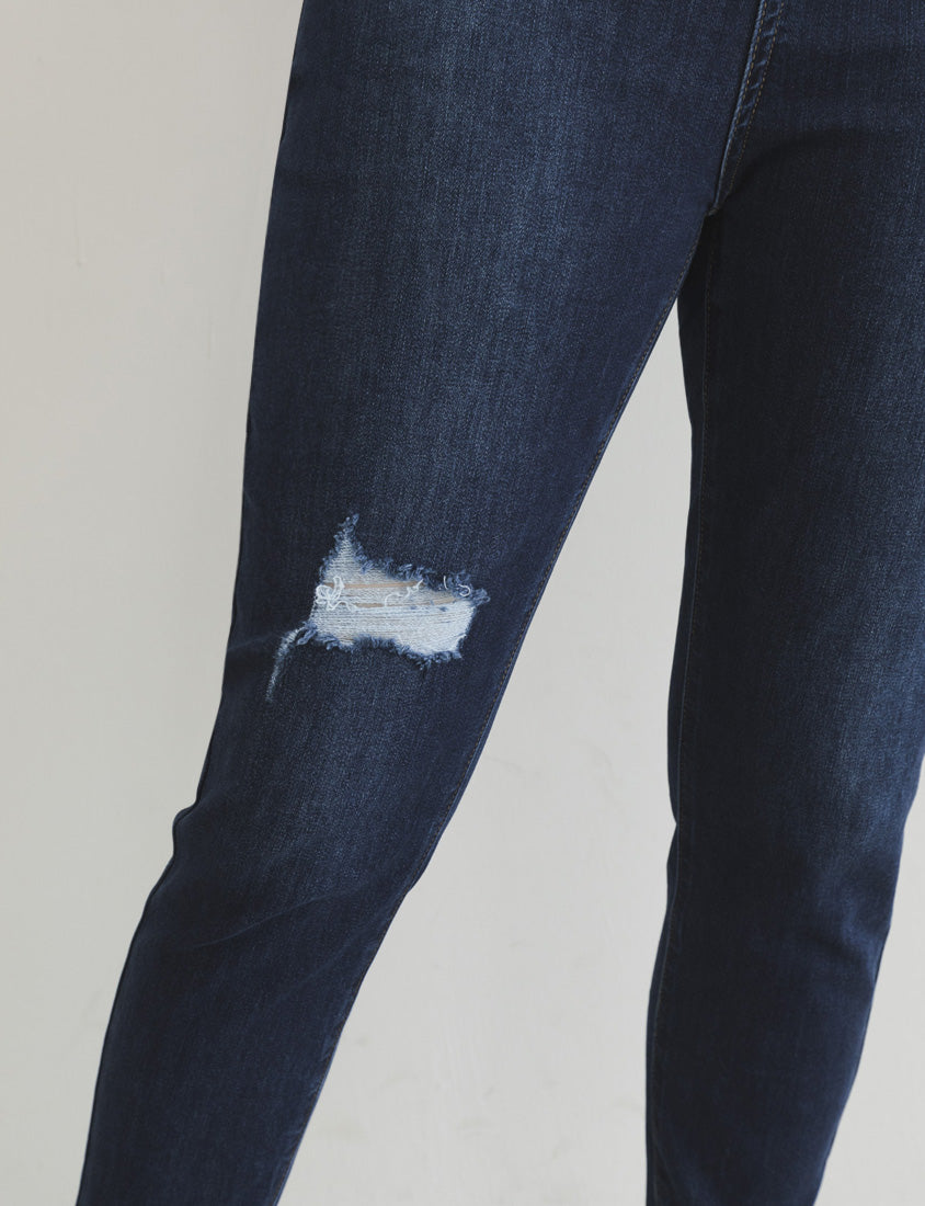 Cooling Tech Corset Waist Plus Size Distressed Jeans