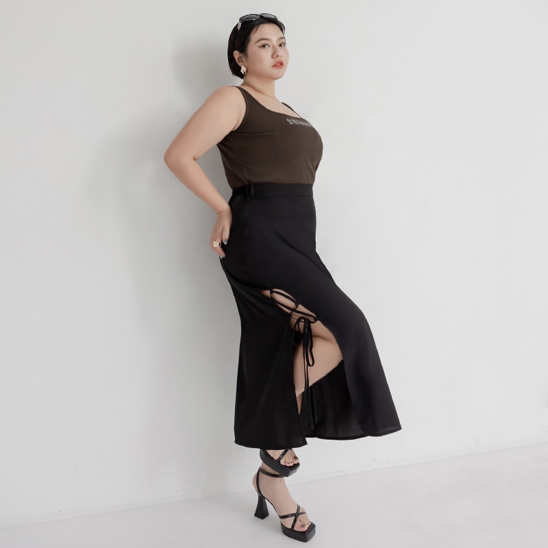 MUA! Hot Side Tie Elastic Back Waist Plus Size Maxi Skirt (with Belt)