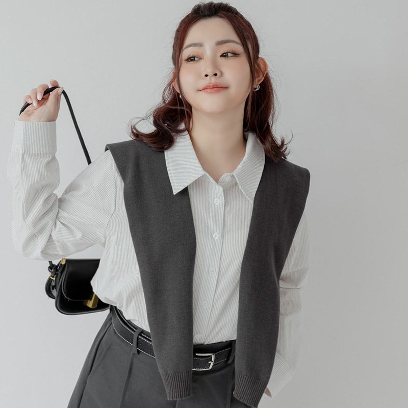 Versatile Multi-Color Knit Shawl