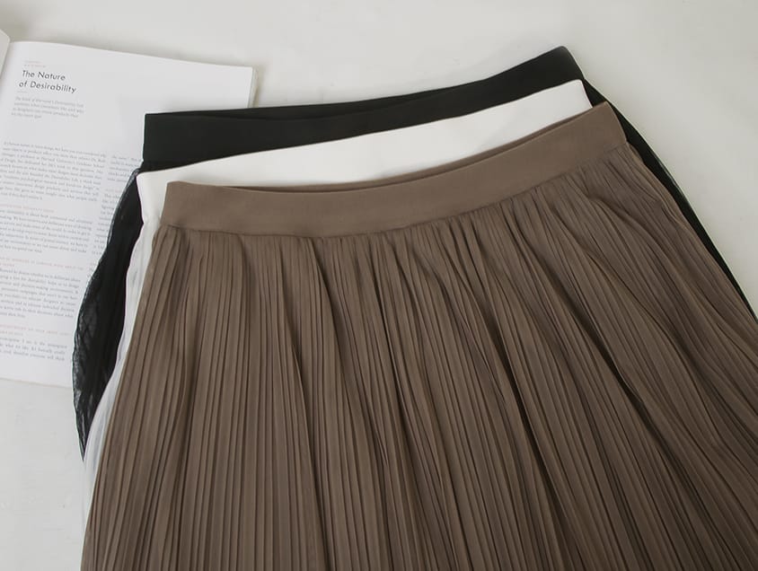 MISS. Ethereal Sheer Pleated Elastic Plus Size Maxi Skirt