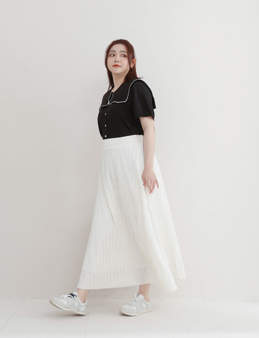 Soft Stretch Crinkled Elastic Waist Plus Size Maxi Skirt