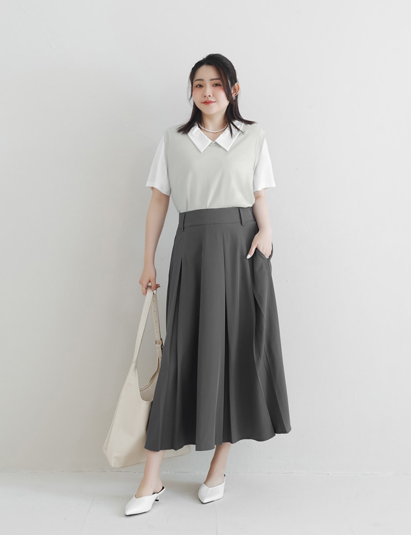 MISS. Elegant Wide Pleated Elastic Back Waist Plus Size Maxi Skirt