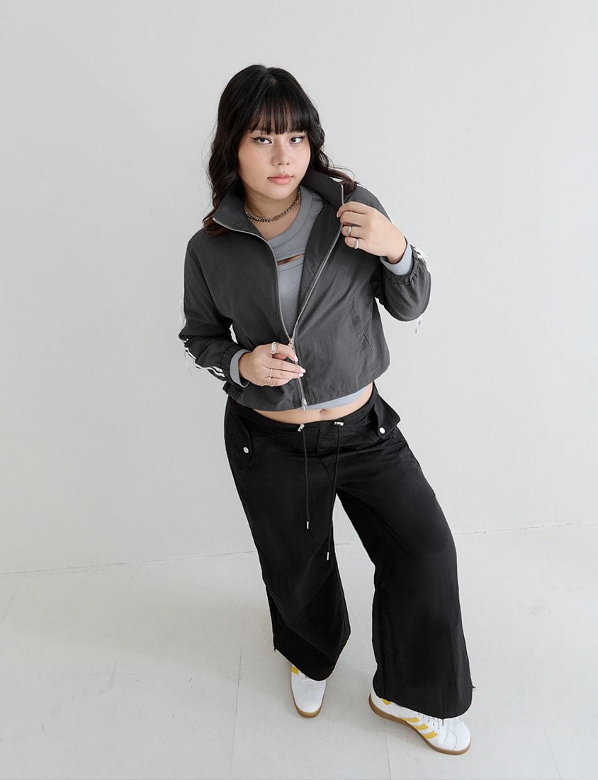 MUA! Contrast Trim Cropped Plus Size Trench Jacket