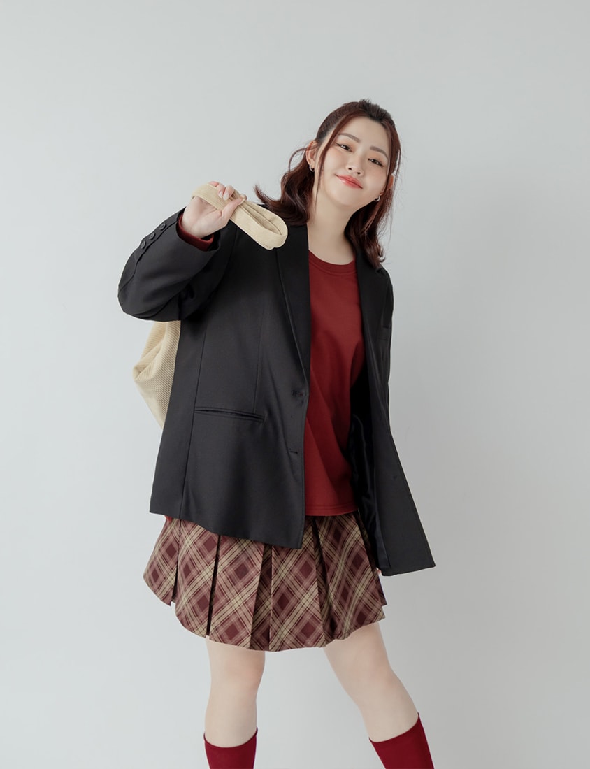 Minimal Versatile Plus Size Tailored Blazer