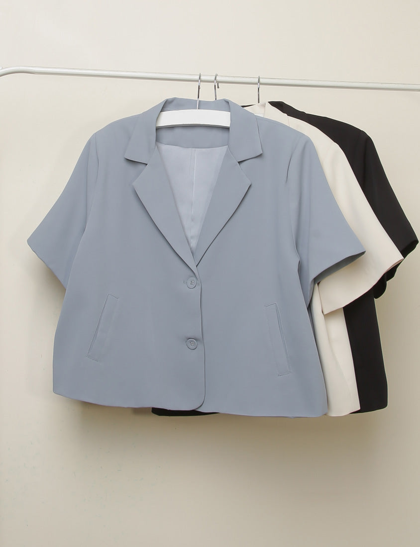 MISS. Silky Cool Plus Size Cropped Blazer
