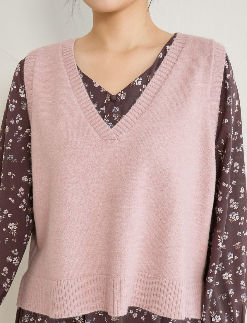 Versatile Multicolor V-Neck Cropped Plus Size Knit Vest