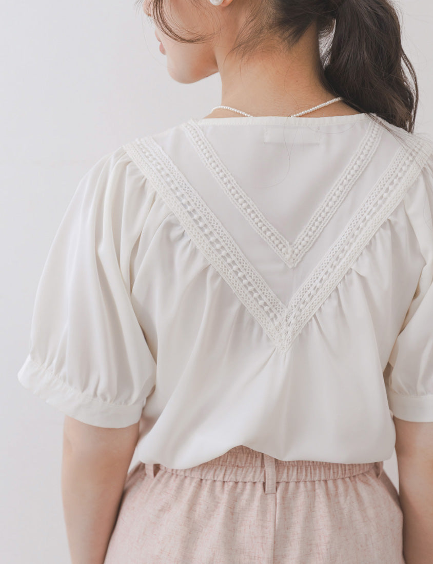 MISS. V-Neck Lace Embroidered Plus Size Puff Sleeve Top