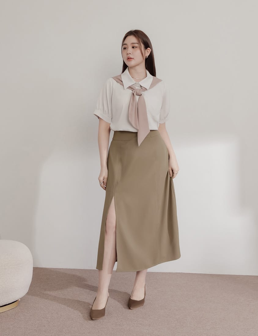MISS. Faux Two-Piece Color-Block Bow Puff Sleeve Plus Size Blouse