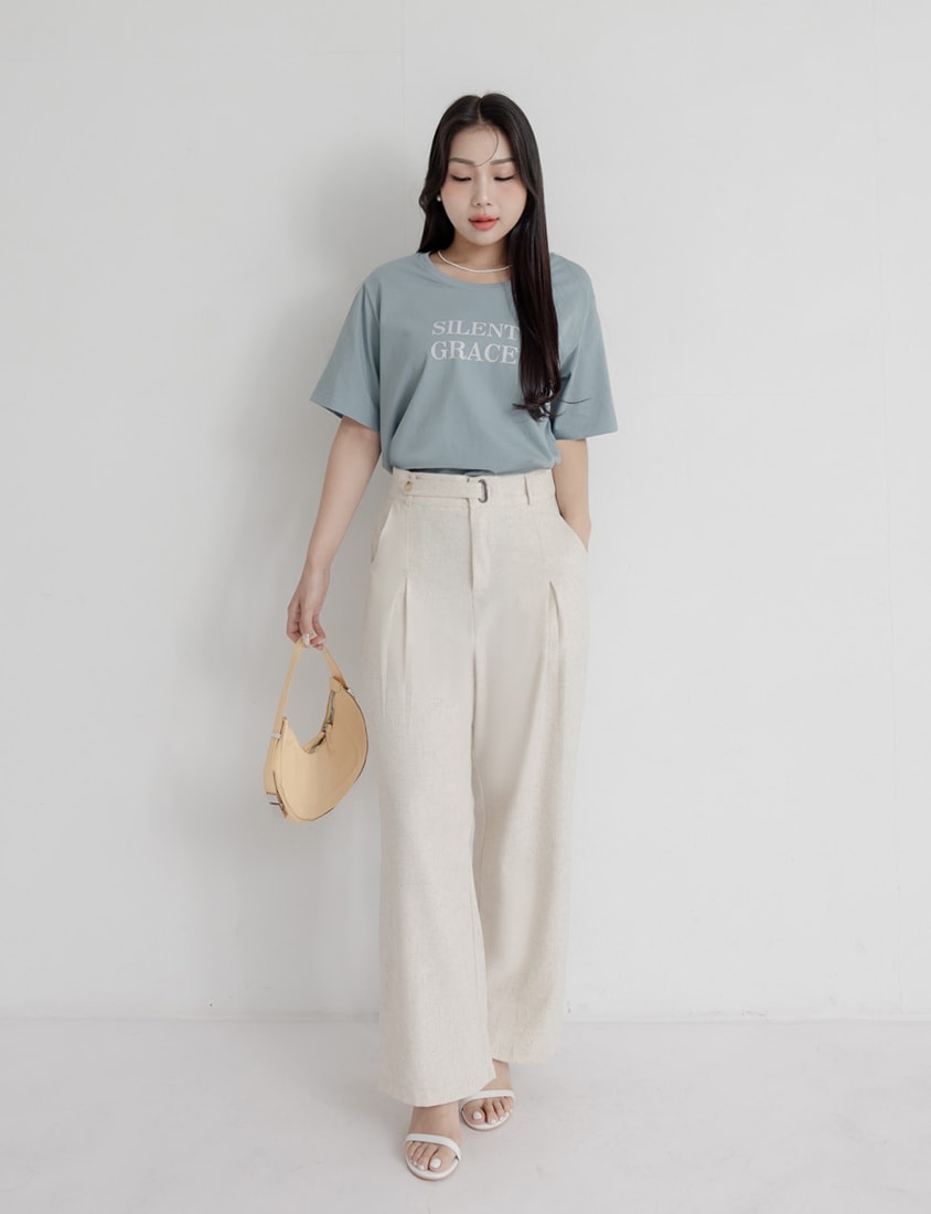 MISS. Basic Graphic Print Plus Size Short Sleeve Tee