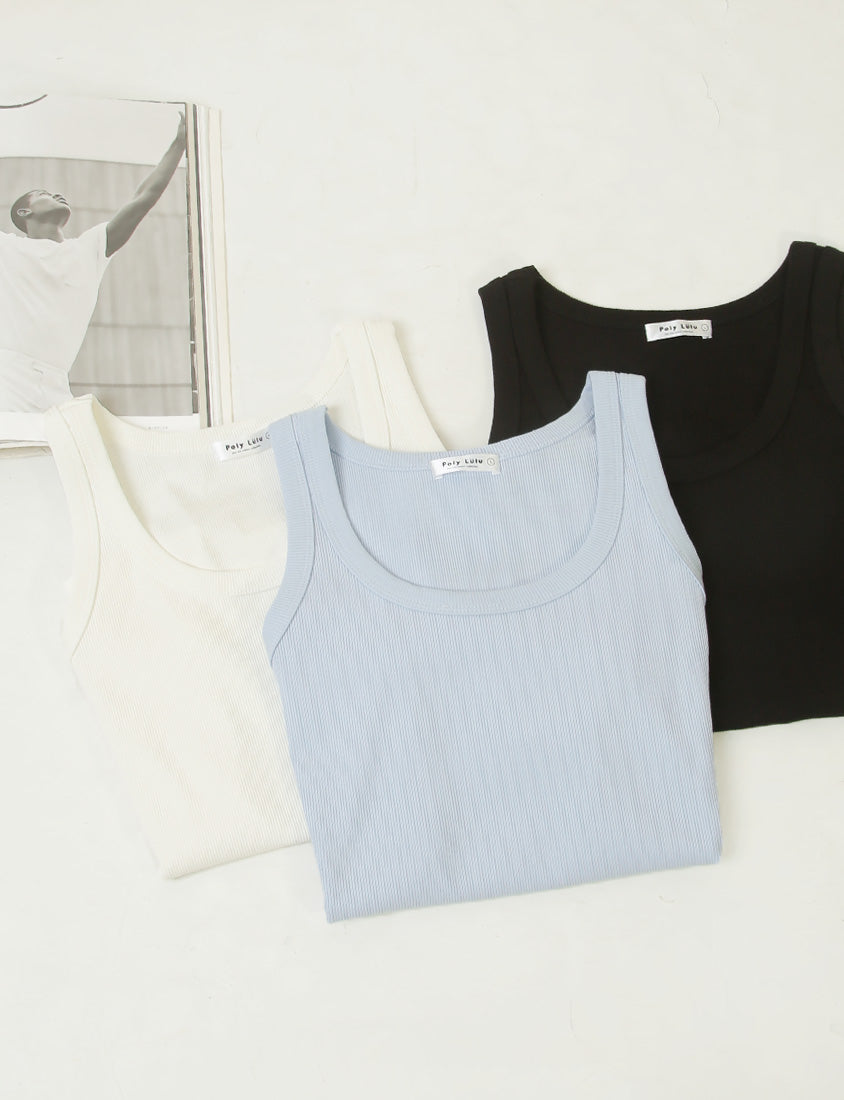 MUA! Summer Essential U-Neck Cut Out Plus Size Tank