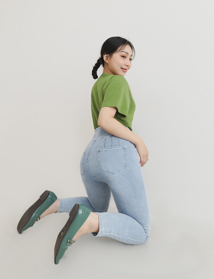 U-Neck Multicolor Plus Size Comfy Slim Tee