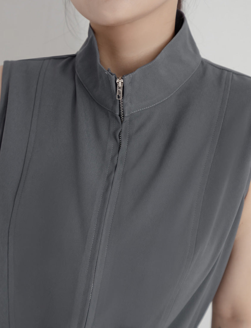 MUA! Utility Cargo Zip-Up Plus Size Sleeveless Dress (With Belt)