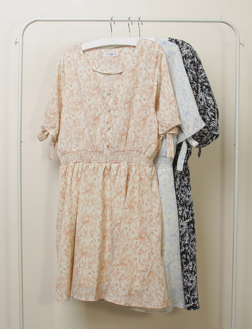 Heart Button Cuff Tie Plus Size Floral Mini Dress