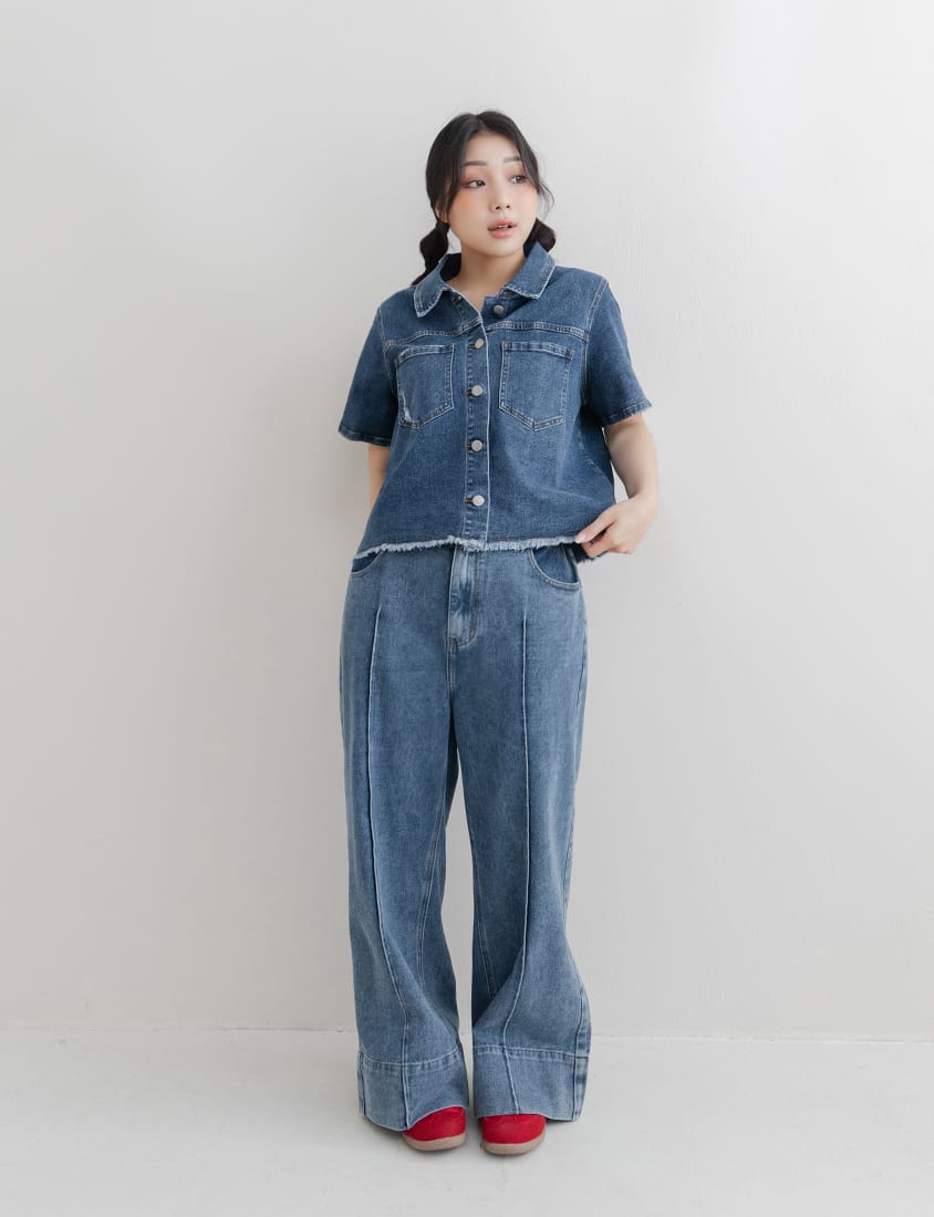 3D Seamed Plus Size Wide Straight Leg Jeans