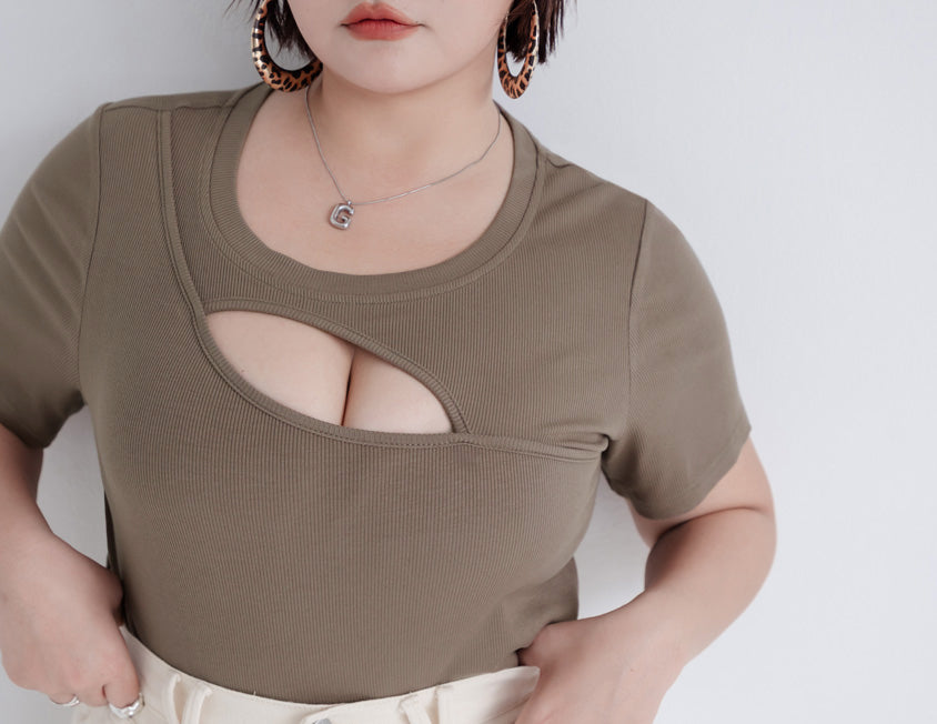 MUA! Sexy Cut-out Ribbed Plus Size Top