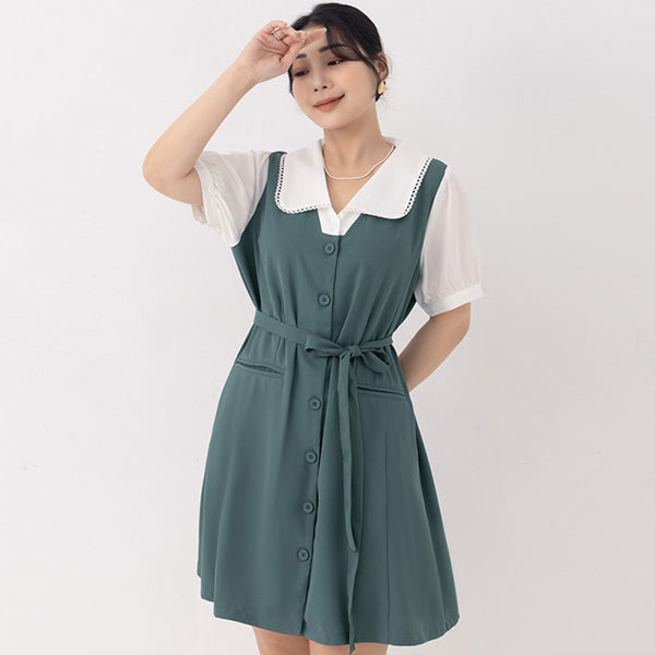 MISS. Elegant Lace Collar Plus Size Puff Sleeve Dress (With Waist Tie)