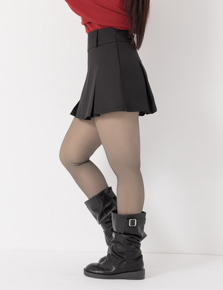 MUA! V-Waist Pleated Plus Size Tailored Skort