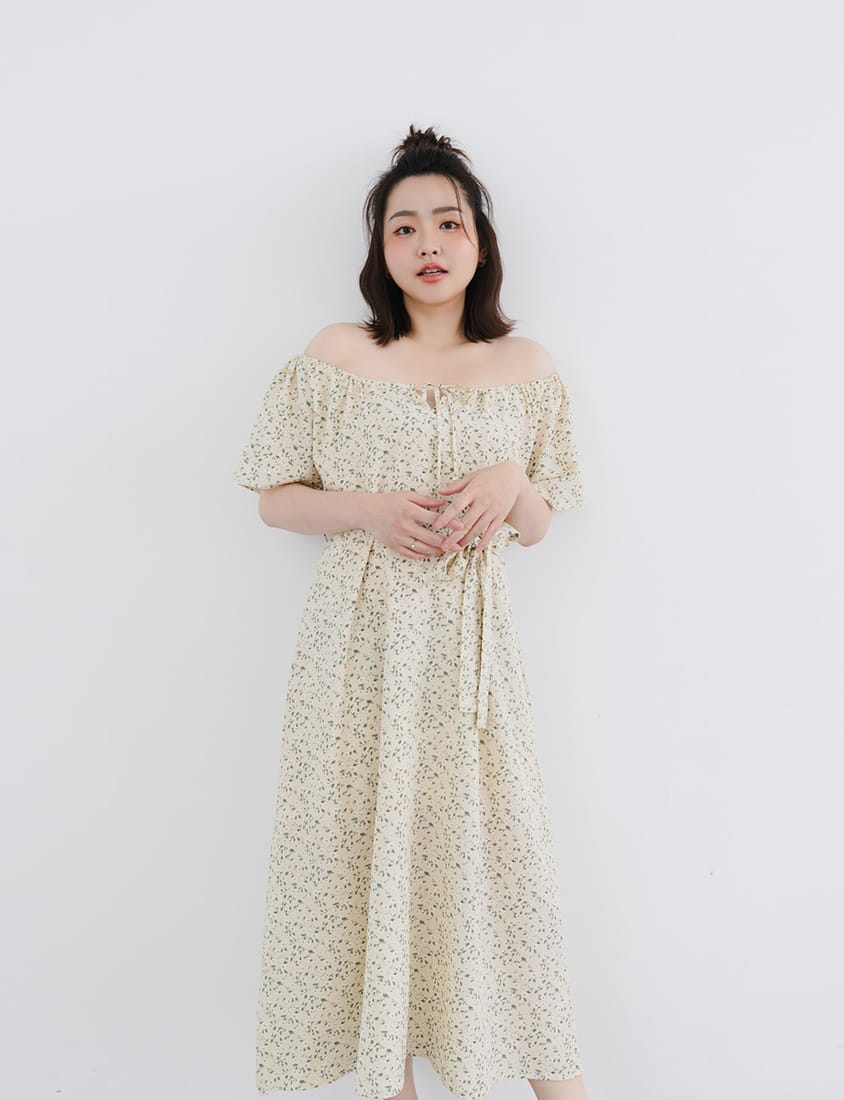 2-Way Off-Shoulder Floral Plus Size Maxi Dress (with Belt)