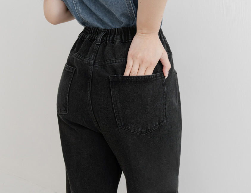 3D Seamed Plus Size Wide Straight Leg Jeans