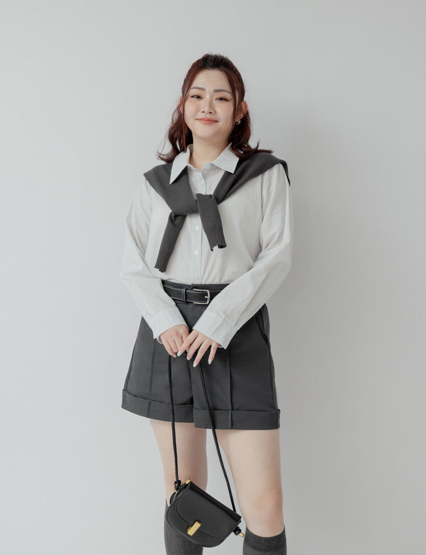 Versatile Multi-Color Knit Shawl