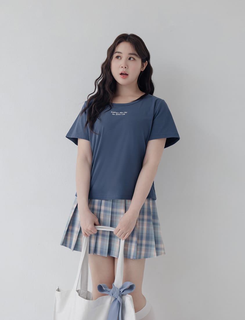 Mei-Mei Charity Slogan Plus Size Embroidered Tee