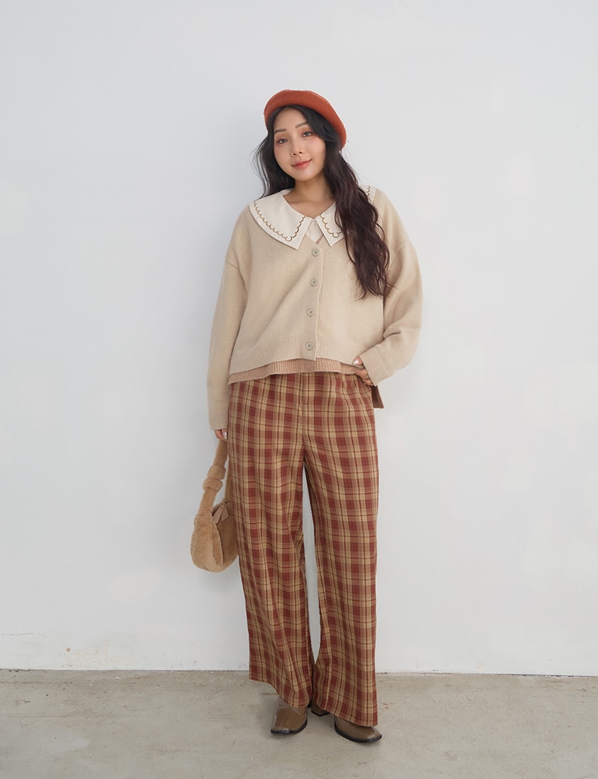 Classic V-Neck Multicolor Cropped Plus Size Knit Cardigan