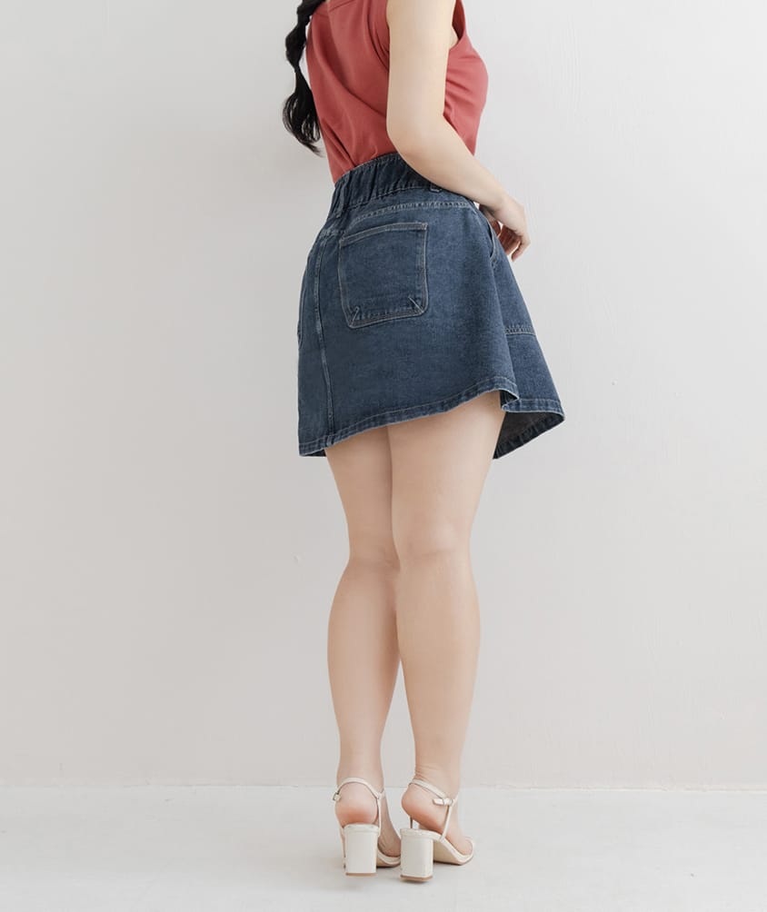 Waist-Cinching A-Line Plus Size Denim Skirt (With Shorts)
