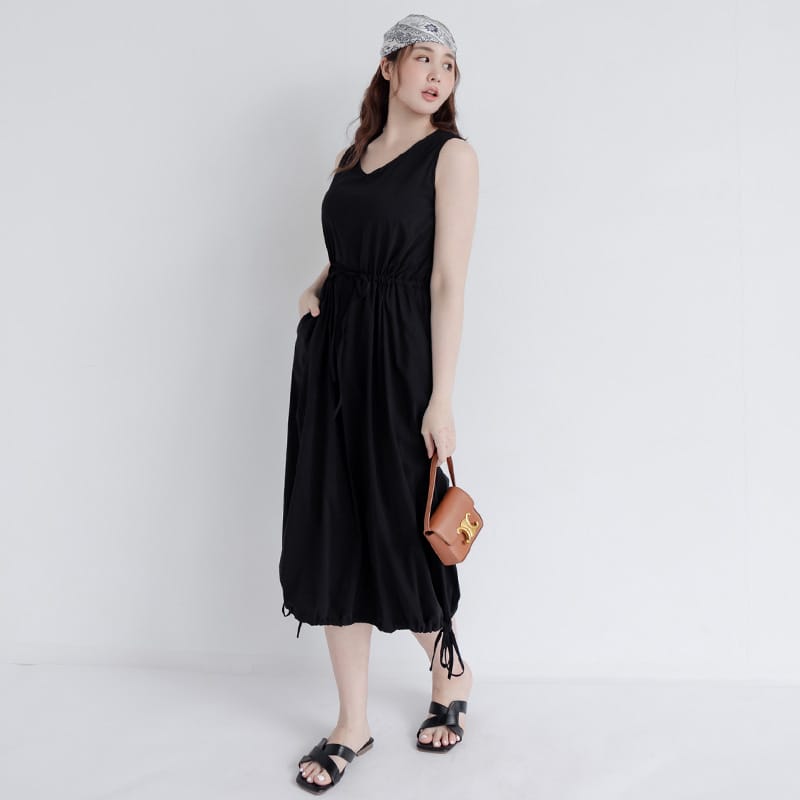 Cooling Tech V-Neck Plus Size Maxi Dress