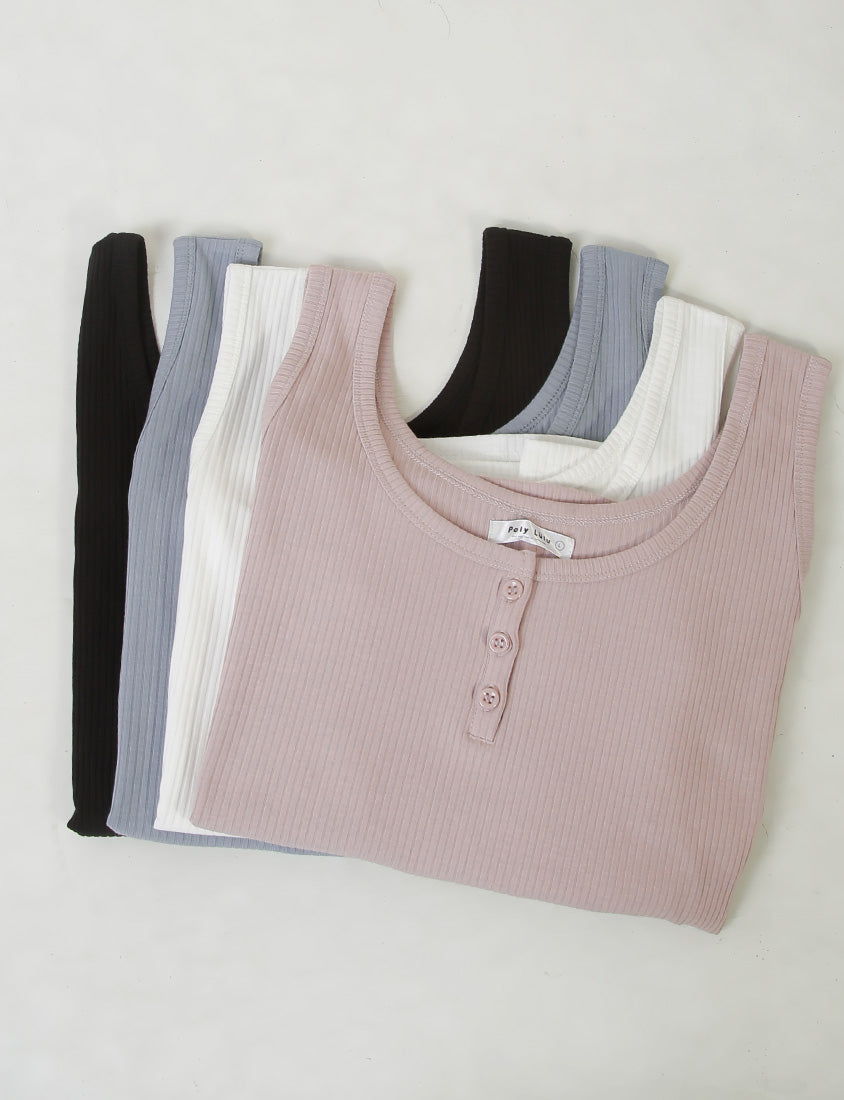 Basic U-Neck Ribbed Button Plus Size Tank Top