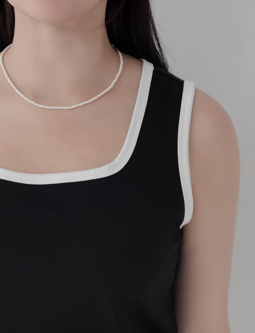 MISS. Basic Contrast Piped Plus Size Square Neck Tank Top