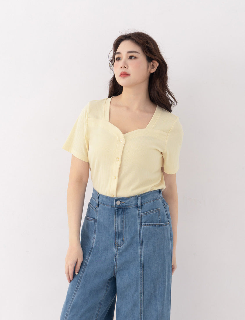 Multicolor Heart Collar Floral Button Plus Size Ribbed Top