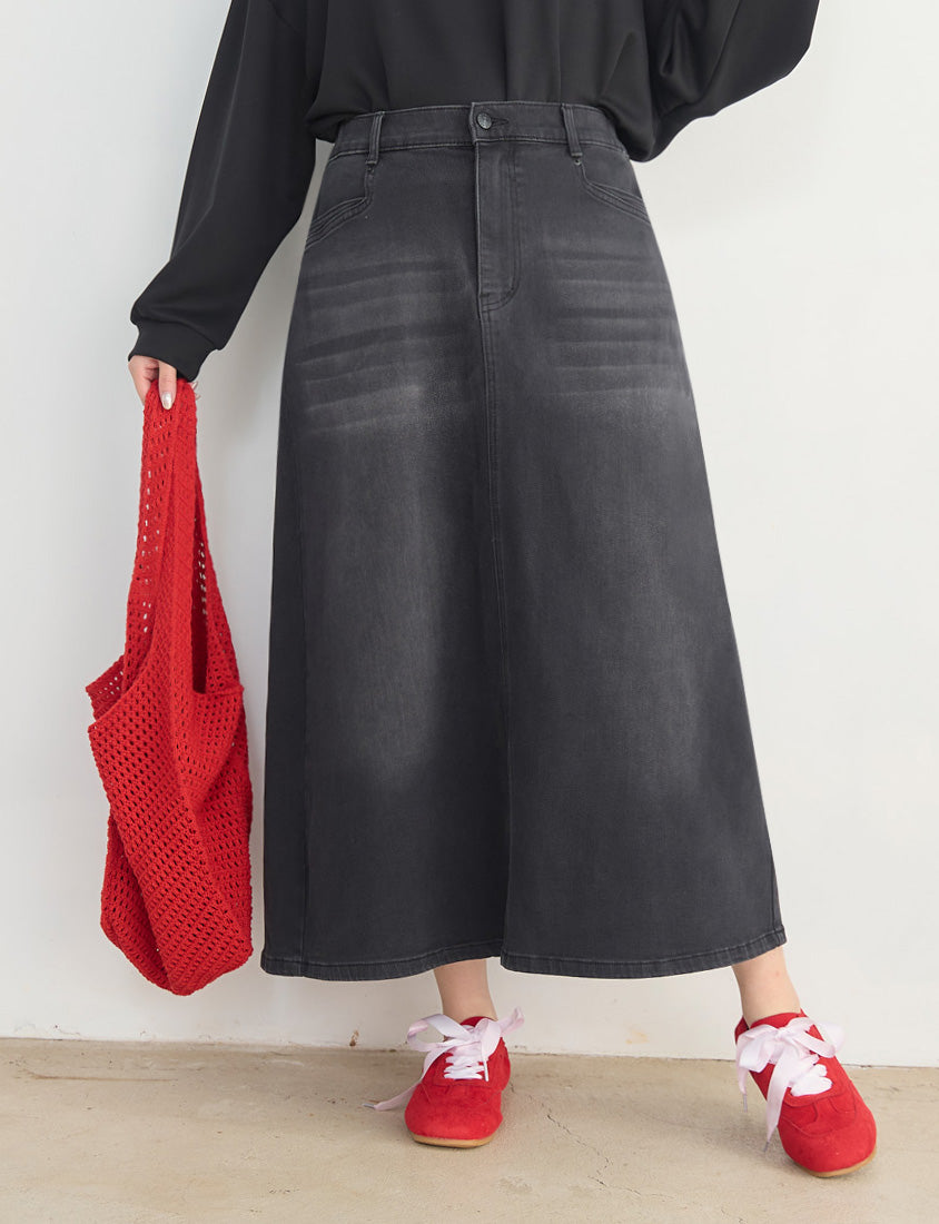 Standard Perfect Fit Back Slit Plus Size Denim Maxi Skirt