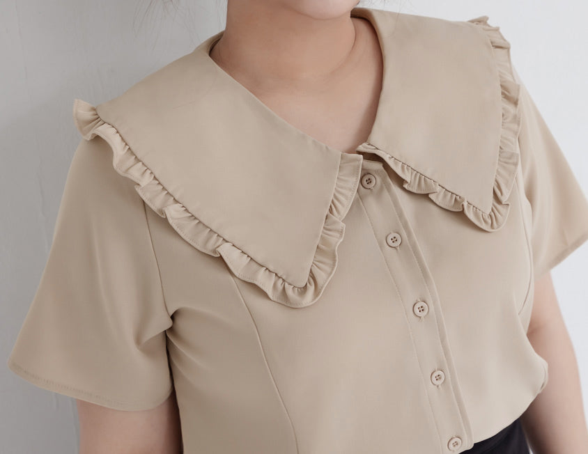 Playful Large Ruffle Collar Plus Size Short Sleeve Top