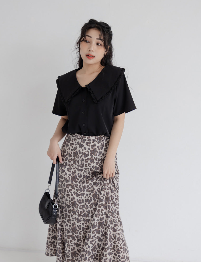 Playful Large Ruffle Collar Plus Size Short Sleeve Top