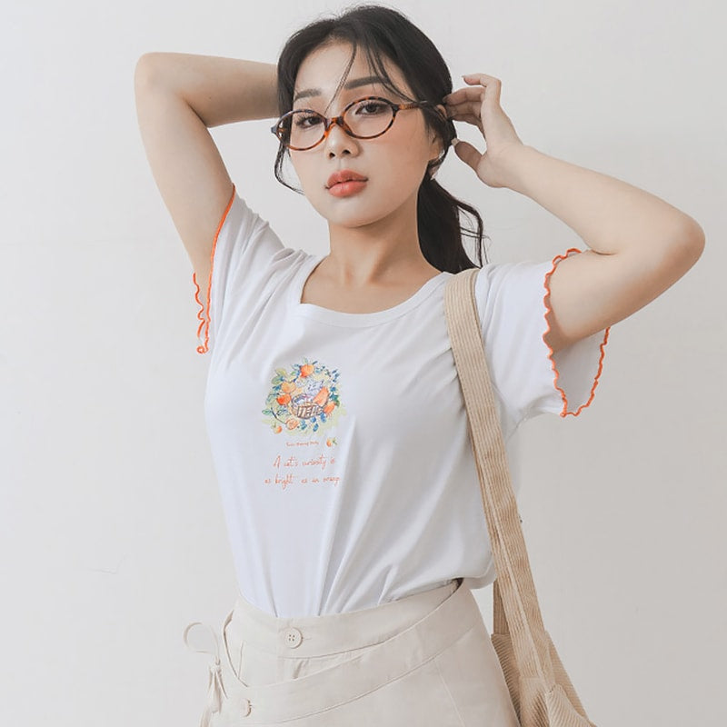 Crew Neck Contrast Ruffle Trim Plus Size Graphic Tee (Illustrator Collaboration)